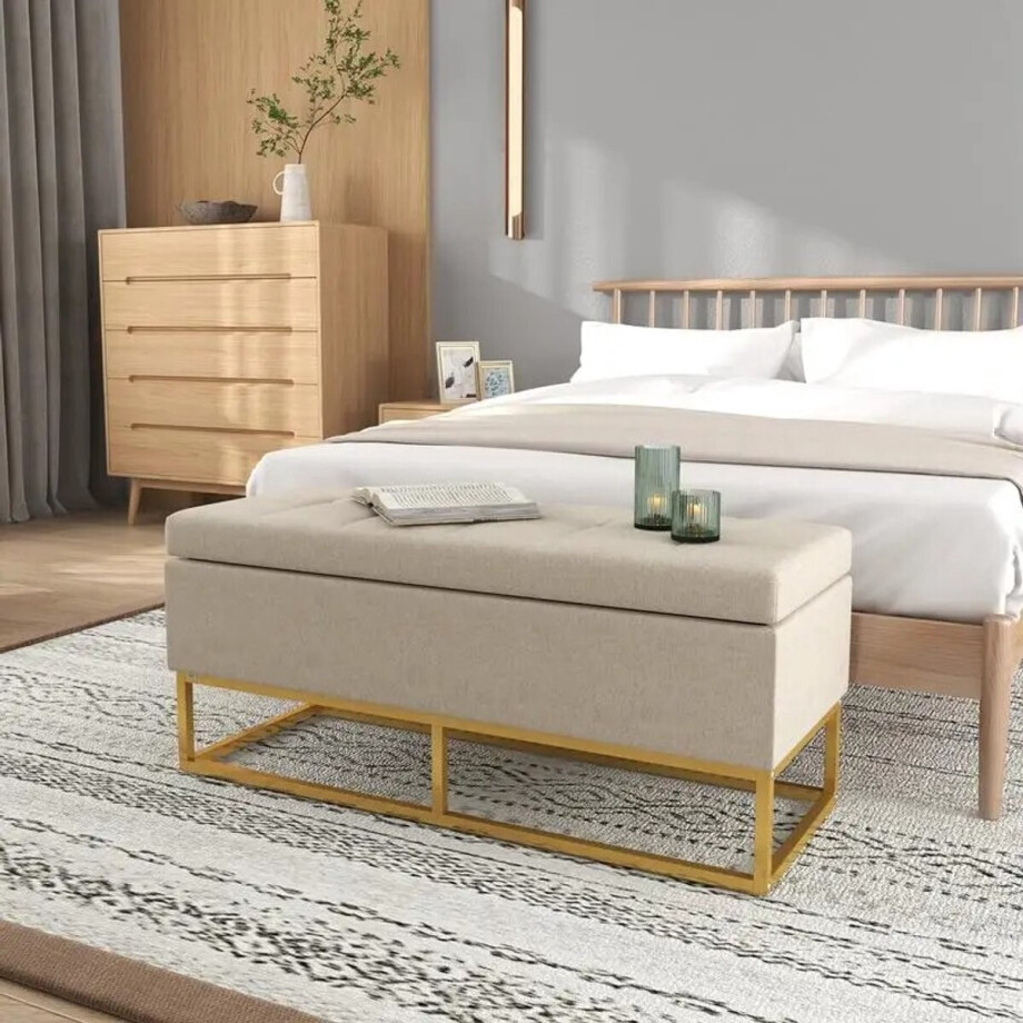 M-Goods - Opbergbank - Bankje met Opbergruimte - Bedbank Slaapkamer - Luxe Zitbank - Beige met Goud - 110 cm M-Goods - Opbergbank - Bankje met Opbergruimte - Bedbank Slaapkamer - Luxe Zitbank - Beige met Goud - 110 cm afbeelding 1