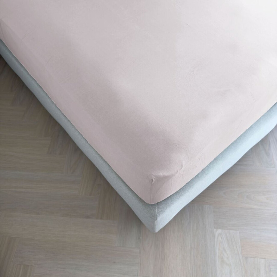 Kayori Emma Hoeslaken Katoensatijn - 180x200cm - Matrasdikte 35cm - Rondom Elastiek - Biologisch Katoen - Lavender Kayori Emma Hoeslaken Katoensatijn - 180x200cm - Matrasdikte 35cm - Rondom Elastiek - Biologisch Katoen - Lavender afbeelding 1