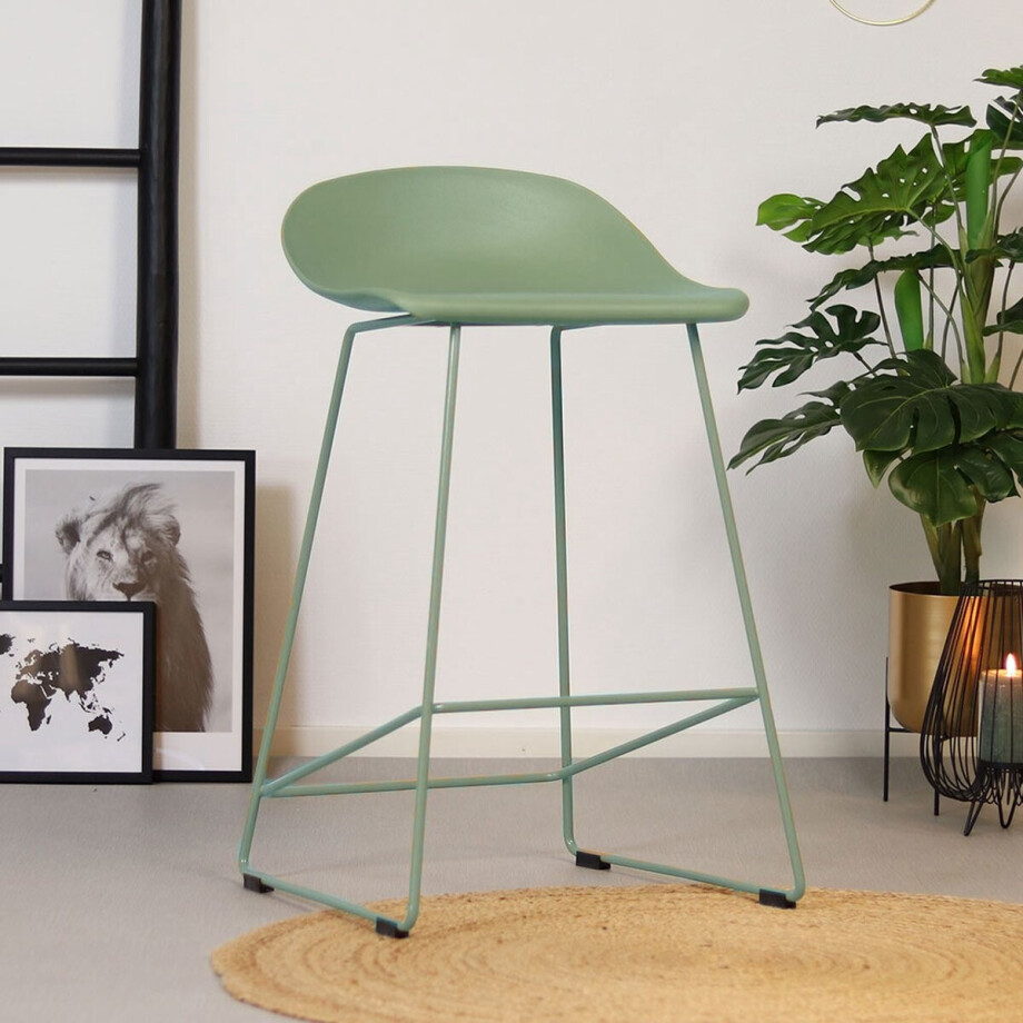 Livin24 Scandinavische Barkruk Ellen groen 66cm - barstoel Livin24 Scandinavische Barkruk Ellen groen 66cm - barstoel afbeelding 1