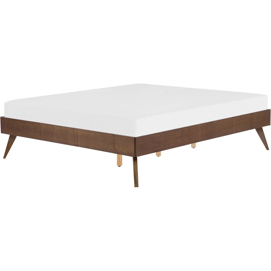 BELIANI BERRIC - Tweepersoonsbed - Donkere houtkleur - 140 x 200 cm - MDF BELIANI BERRIC - Tweepersoonsbed - Donkere houtkleur - 140 x 200 cm - MDF afbeelding 1