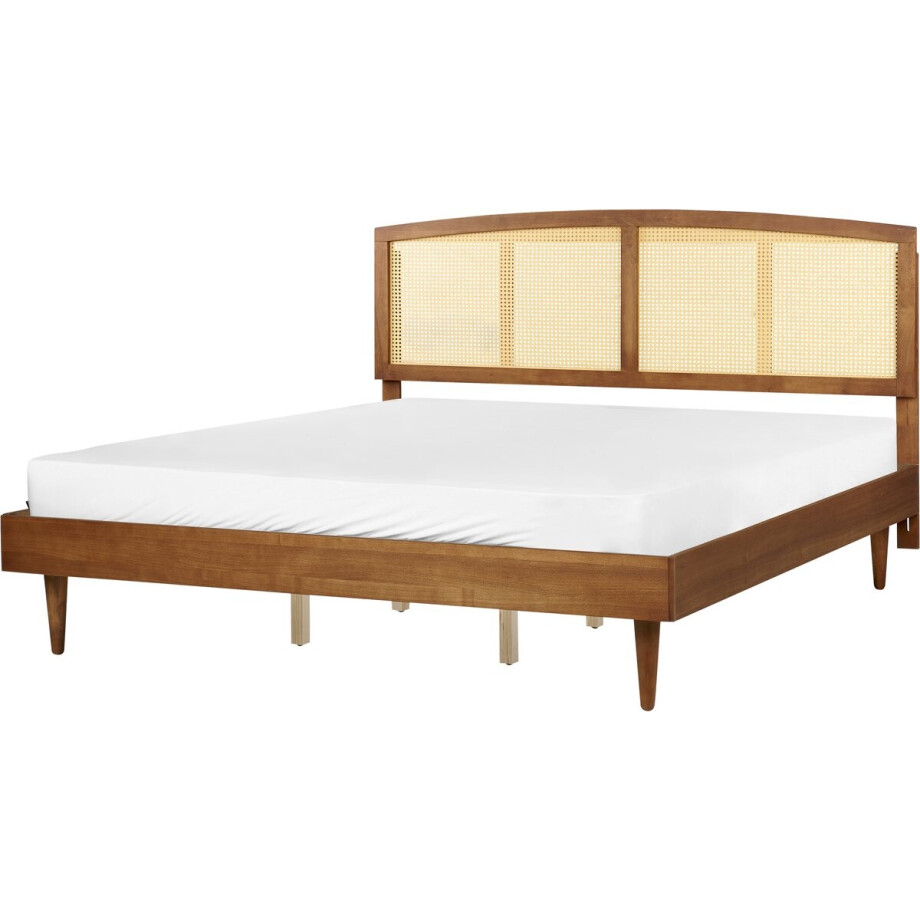 BELIANI VARZY - Bed - Lichtbruin - 180 x 200 cm - Rubberhout BELIANI VARZY - Bed - Lichtbruin - 180 x 200 cm - Rubberhout afbeelding 1