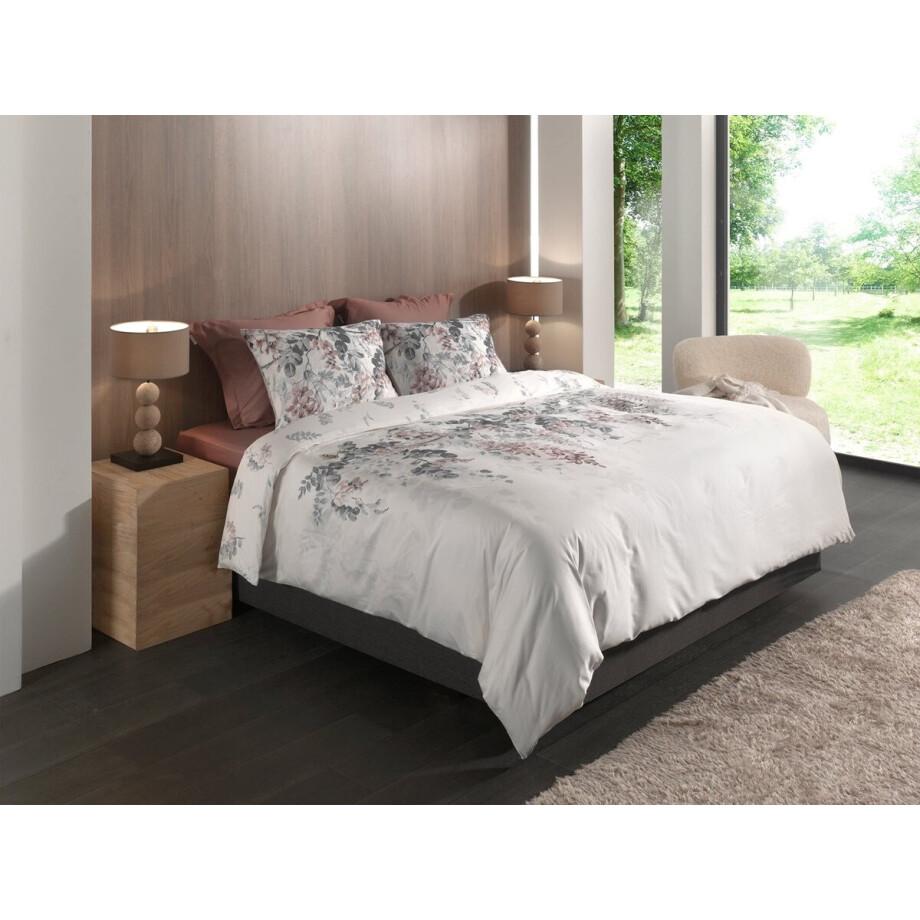 Heckettlane Dekbedovertrek Nina - Dekbed met instopstrook - Wit - 100% Katoen-Satijn - Bloemen - 240x220 + 2 slopen 60/70 cm - Lyon Heckettlane Dekbedovertrek Nina - Dekbed met instopstrook - Wit - 100% Katoen-Satijn - Bloemen - 240x220 + 2 slopen 60/70 cm - Lyon afbeelding 1