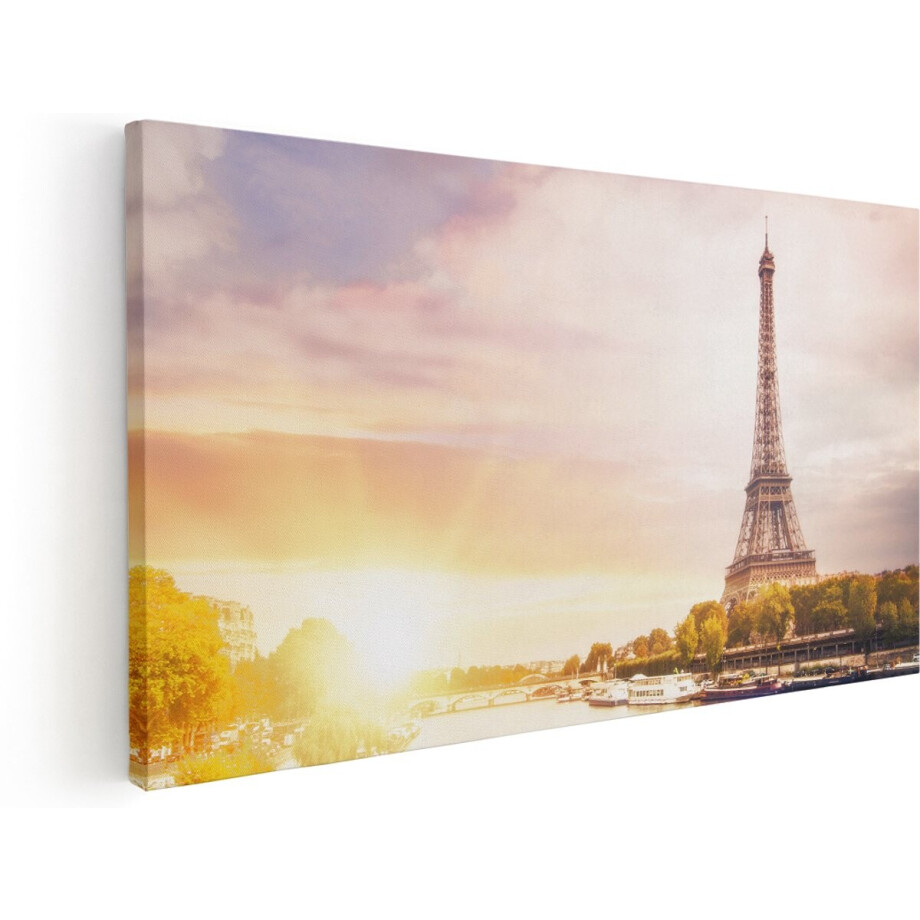 Artaza Canvas Schilderij Eiffeltoren In Parijs Aan Het Water - 140x70 cm - Groot - Wanddecoratie Woonkamer - Schilderijen - Muurdecoratie afbeelding 1