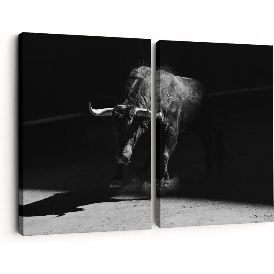 Artaza Canvas Schilderij Tweeluik Stier In De Arena - Zwart Wit - 60x40 - Klein - Foto Op Canvas - Canvas Print afbeelding 1