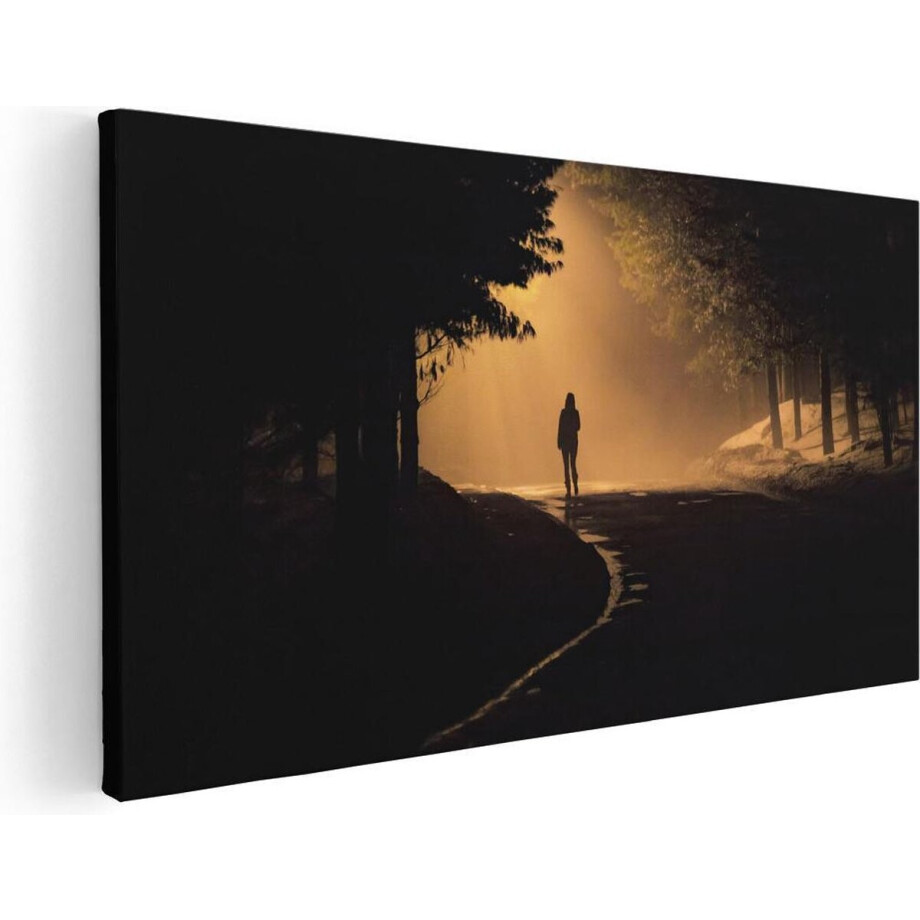 Artaza Canvas Schilderij Persoon Op Een Donkere Weg In Het Bos - 80x40 - Foto Op Canvas - Canvas Print Artaza Canvas Schilderij Persoon Op Een Donkere Weg In Het Bos - 80x40 - Foto Op Canvas - Canvas Print afbeelding 1