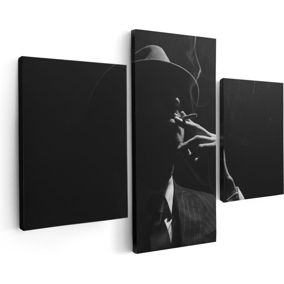Artaza Canvas Schilderij Drieluik Man Met Hoed Rookt Een Sigaar - 90x60 - Foto Op Canvas - Canvas Print afbeelding 1