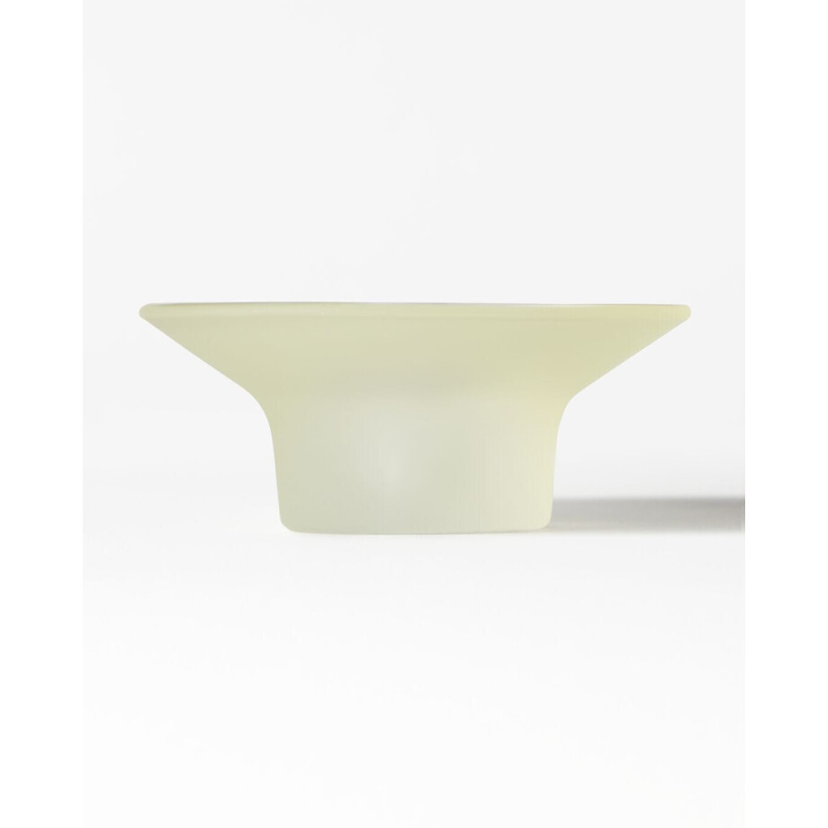 HEMA HEMA Kandelaar ⌀11x5cm Zwier Glas Geel (geel) afbeelding 1