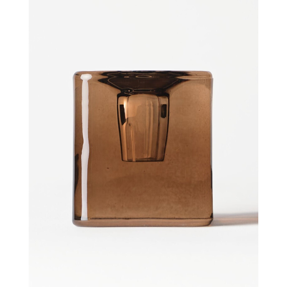 HEMA HEMA Kandelaar ⌀5x12cm Kub Glas Bruin (bruin) HEMA HEMA Kandelaar ⌀5x12cm Kub Glas Bruin (bruin) afbeelding 1
