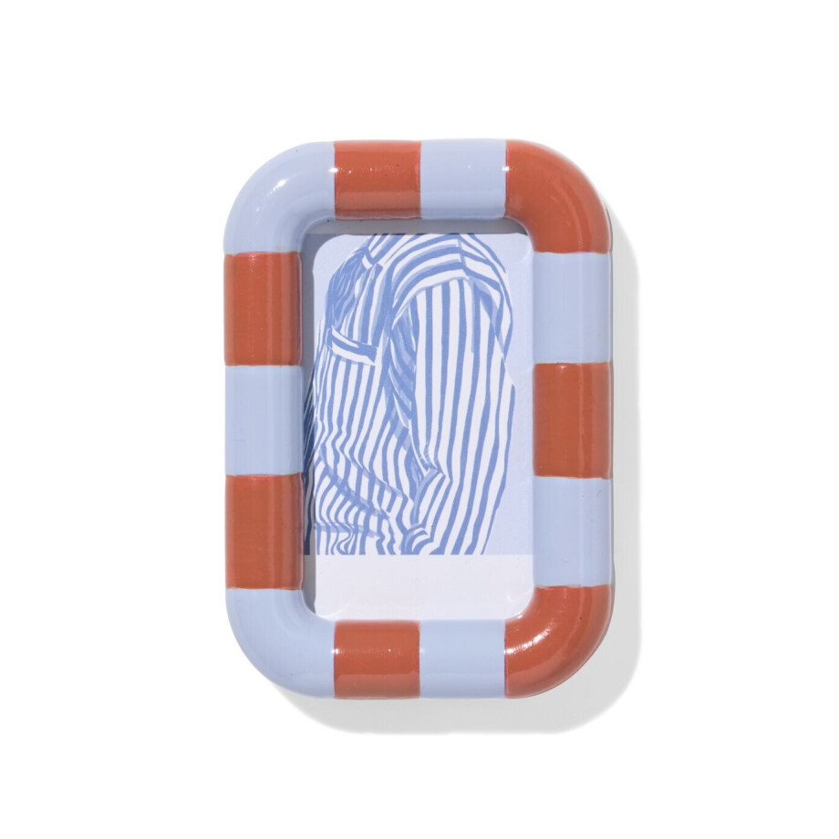 HEMA HEMA Fotolijst 3x10cm Terra-lichtblauw Hout Instax (terra) HEMA HEMA Fotolijst 3x10cm Terra-lichtblauw Hout Instax (terra) afbeelding 1