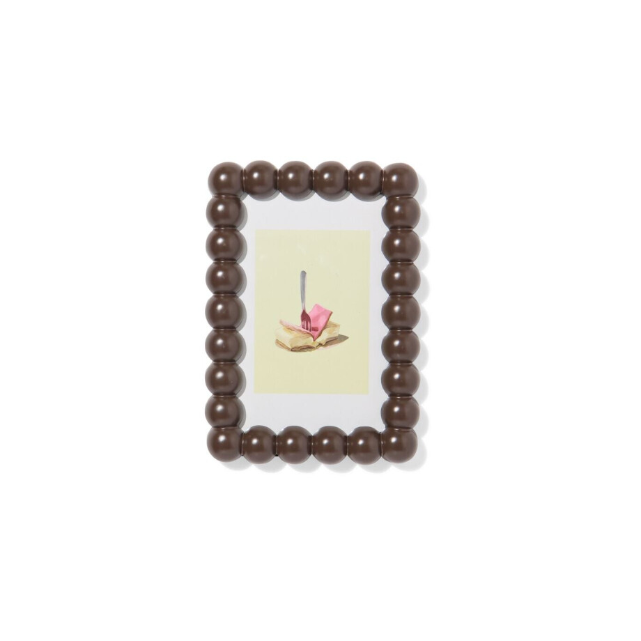 HEMA HEMA Fotolijst 10x15cm Hout Bolletjes (donkerbruin) HEMA HEMA Fotolijst 10x15cm Hout Bolletjes (donkerbruin) afbeelding 1