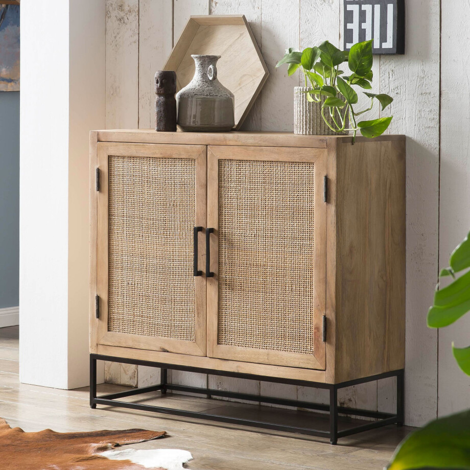 Artistiq Dressoir 'Cyntia' Mangohout en rotan, 85cm Artistiq Dressoir 'Cyntia' Mangohout en rotan, 85cm afbeelding