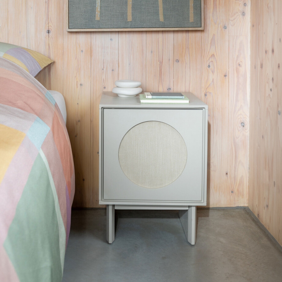 Zuiver Bijzettafel/Nachtkastje 'Twin' Acaciahout, 44 x 40cm Zuiver Bijzettafel/Nachtkastje 'Twin' Acaciahout, 44 x 40cm afbeelding