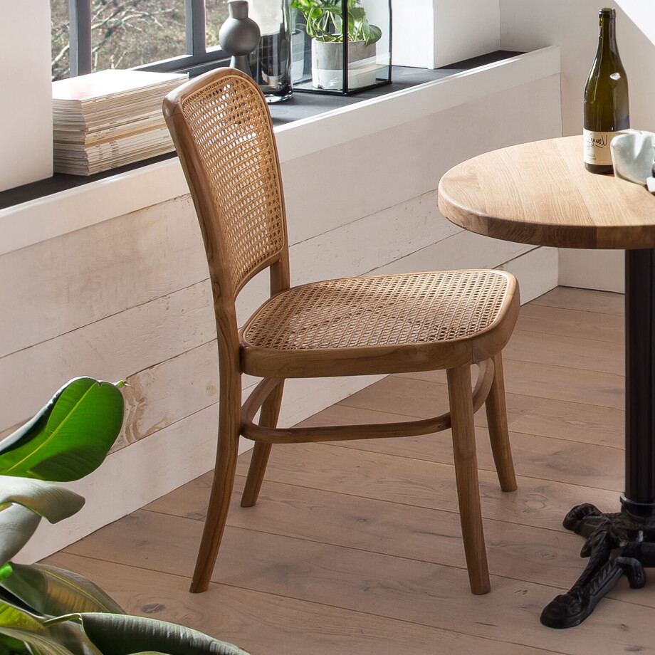 Artistiq Eetkamerstoel 'Takeshia' Teak en rotan Artistiq Eetkamerstoel 'Takeshia' Teak en rotan afbeelding