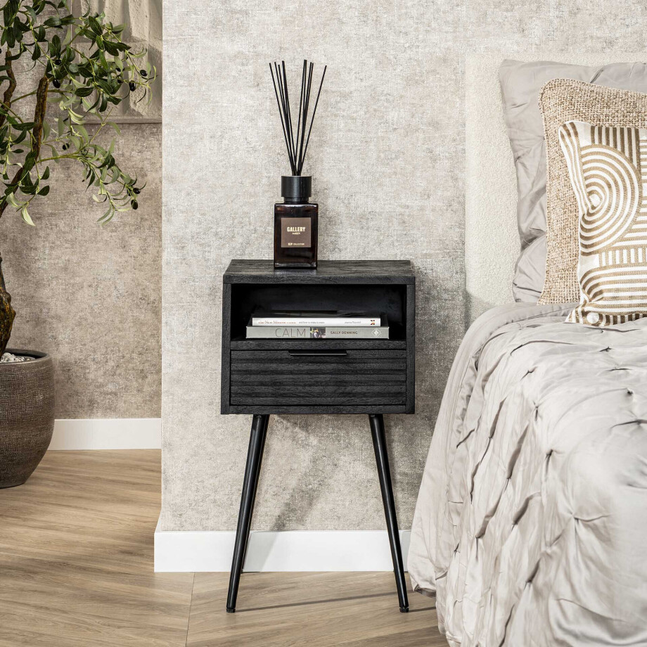 LifestyleFurn Smal Nachtkastje 'Novy' Mangohout met 1 lade, kleur zwart LifestyleFurn Smal Nachtkastje 'Novy' Mangohout met 1 lade, kleur zwart afbeelding 1