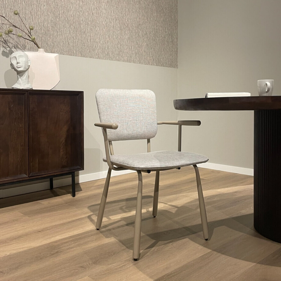 Brix Eetkamerstoel 'Finn' kleur Beige afbeelding 1