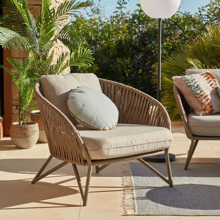 Kave Home Tuinfauteuil 'Branzie' kleur Bruin Kave Home Tuinfauteuil 'Branzie' kleur Bruin afbeelding