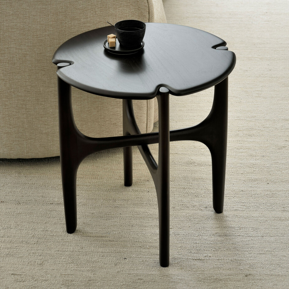 Ethnicraft Ronde Bijzettafel 'PI' Gevernist Mahoniehout, 47cm, kleur Donkerbruin Ethnicraft Ronde Bijzettafel 'PI' Gevernist Mahoniehout, 47cm, kleur Donkerbruin afbeelding 1