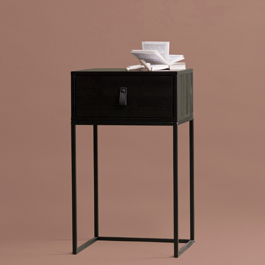 WOOOD Nachtkastje 'Zola' kleur Zwart WOOOD Nachtkastje 'Zola' kleur Zwart afbeelding