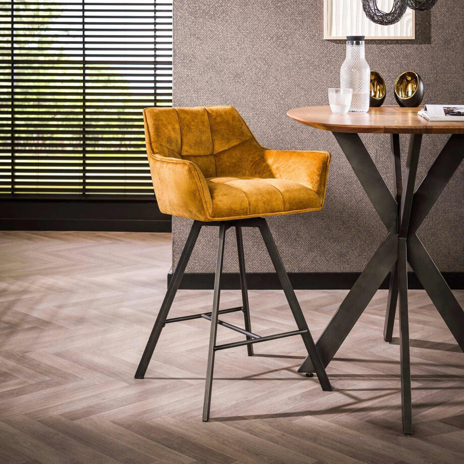 LifestyleFurn Draaibare Barstoel 'Thandie' Velvet, kleur Goud (zithoogte 69cm) afbeelding 1