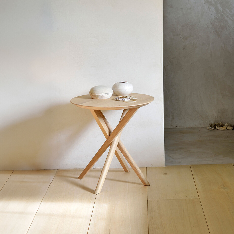 Ethnicraft Ronde Bijzettafel 'Mikado' Geolied Eikenhout, 50cm, kleur Naturel Ethnicraft Ronde Bijzettafel 'Mikado' Geolied Eikenhout, 50cm, kleur Naturel afbeelding 1