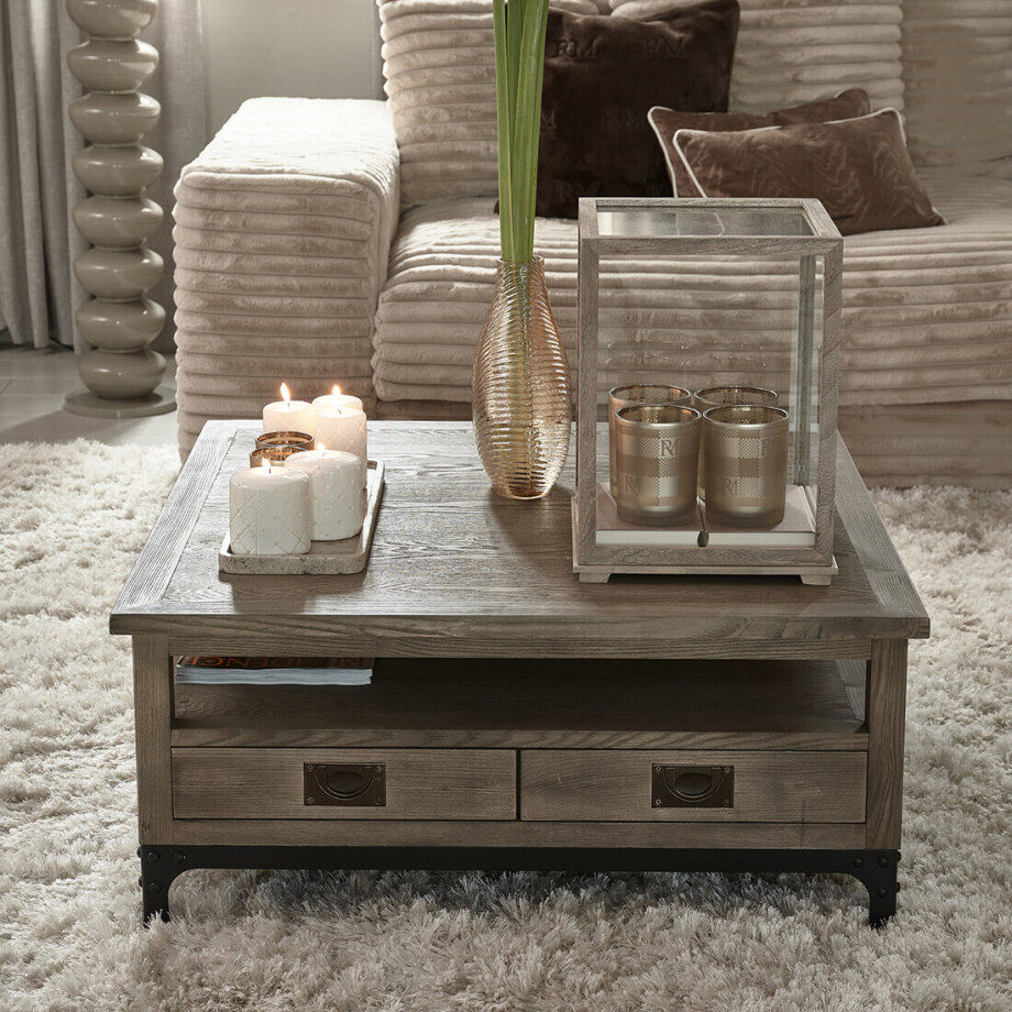 Rivièra Maison Salontafel 'The Hoxton' Essenhout, 90 x 90cm Rivièra Maison Salontafel 'The Hoxton' Essenhout, 90 x 90cm afbeelding