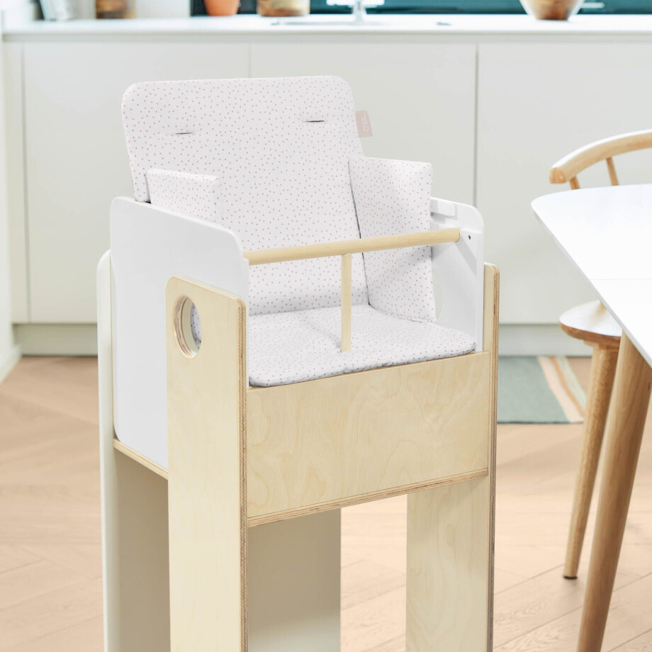 Kave Home Stoelkussen 'Nuun' t.b.v. kinderstoel, kleur Wit/Roze afbeelding 1