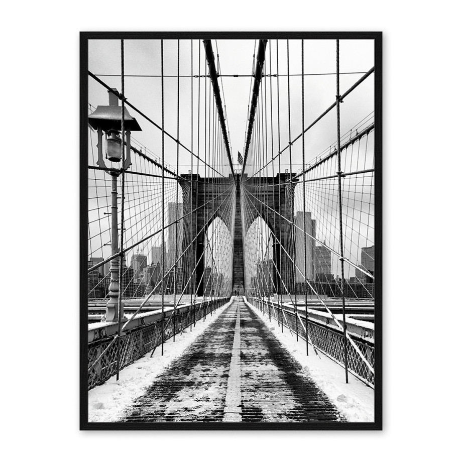 Foto in lijst Brooklyn Bridge Snow 30X40CM afbeelding 