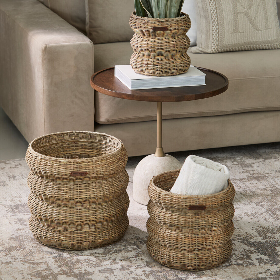 Rivièra Maison Mand 'Rustic Rattan Mennagio' Rattan Pitriet, Set van 3 stuks Rivièra Maison Mand 'Rustic Rattan Mennagio' Rattan Pitriet, Set van 3 stuks afbeelding 1