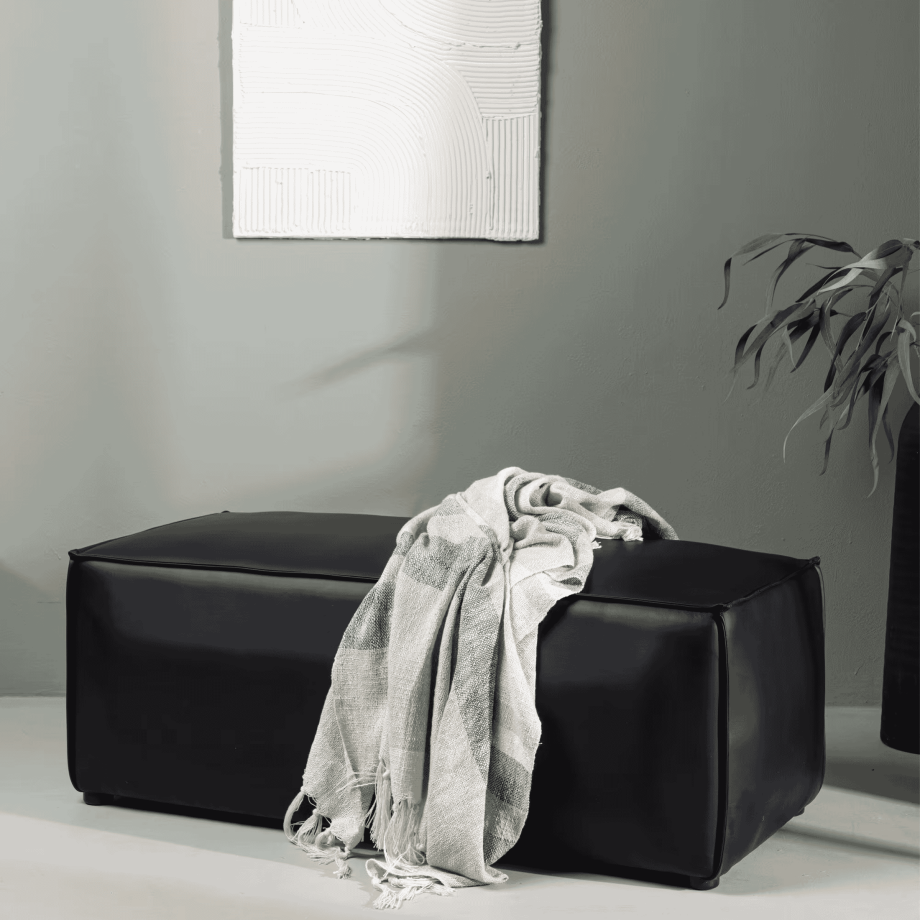 Nohr Poef 'Zorina' Lederlook, kleur Zwart Nohr Poef 'Zorina' Lederlook, kleur Zwart afbeelding 1