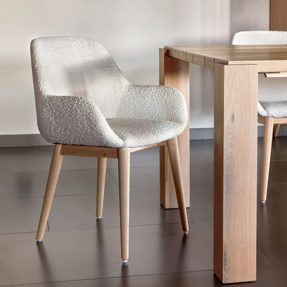 Kave Home Eetkamerstoel 'Konna' Bouclé, kleur Wit Kave Home Eetkamerstoel 'Konna' Bouclé, kleur Wit afbeelding 1