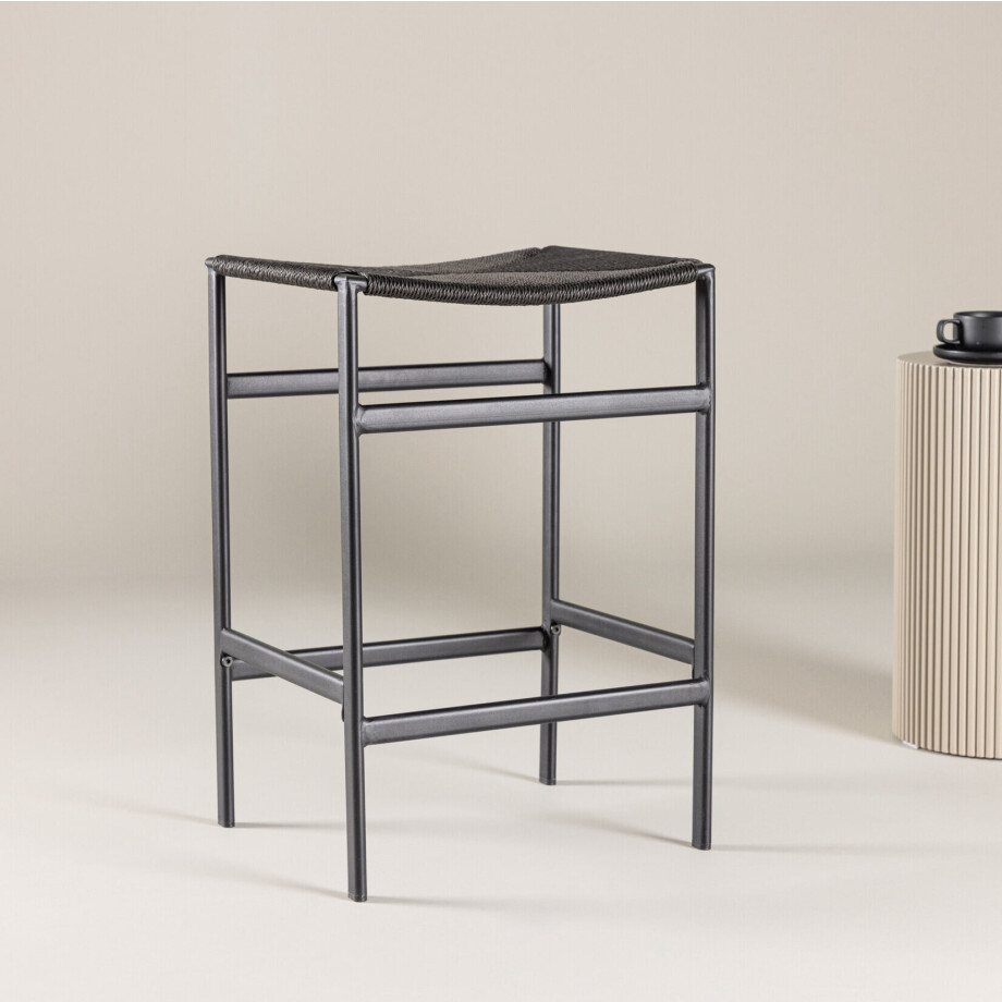 Nohr Barkruk 'Lakeithia' Rattan, kleur Zwart (zithoogte 63cm) Nohr Barkruk 'Lakeithia' Rattan, kleur Zwart (zithoogte 63cm) afbeelding 1