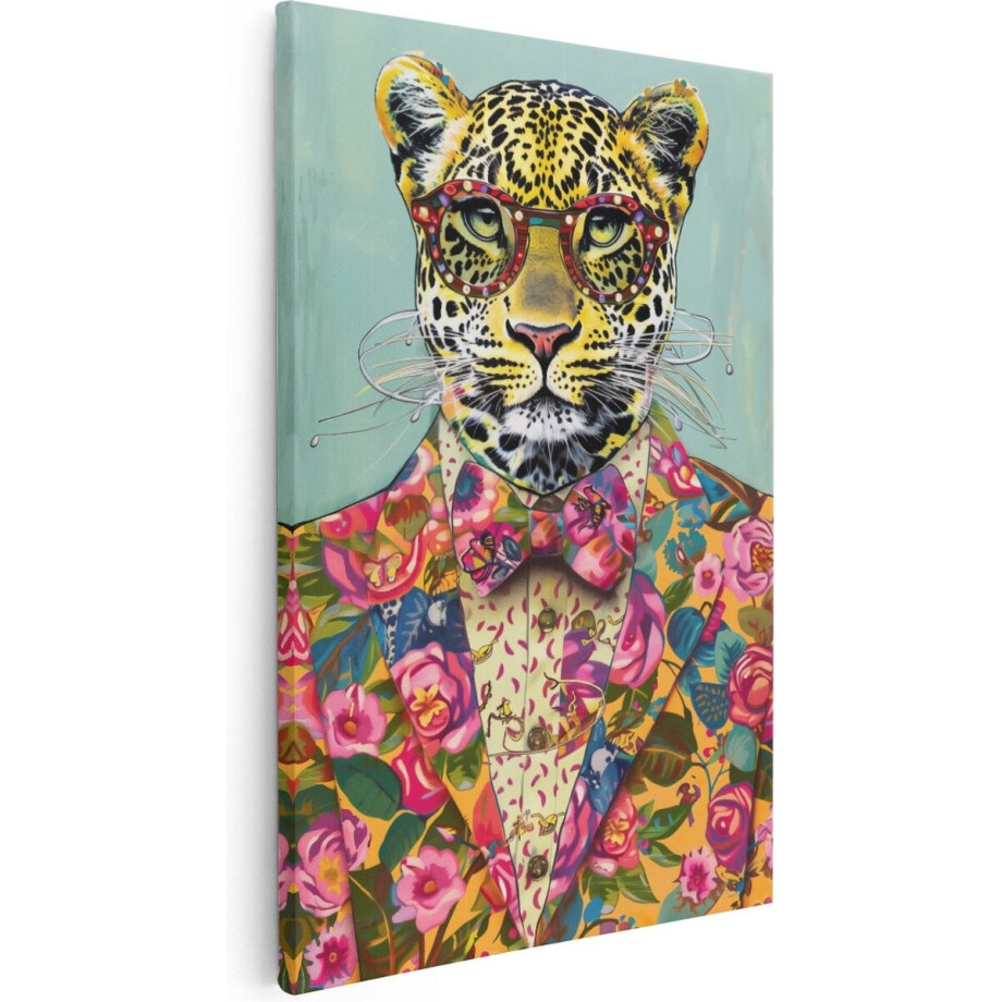 Artaza Canvas Schilderij Luipaard in een Pak - Dieren - 20x30 cm - Klein - Wanddecoratie Woonkamer - Schilderijen - Muurdecoratie afbeelding 1