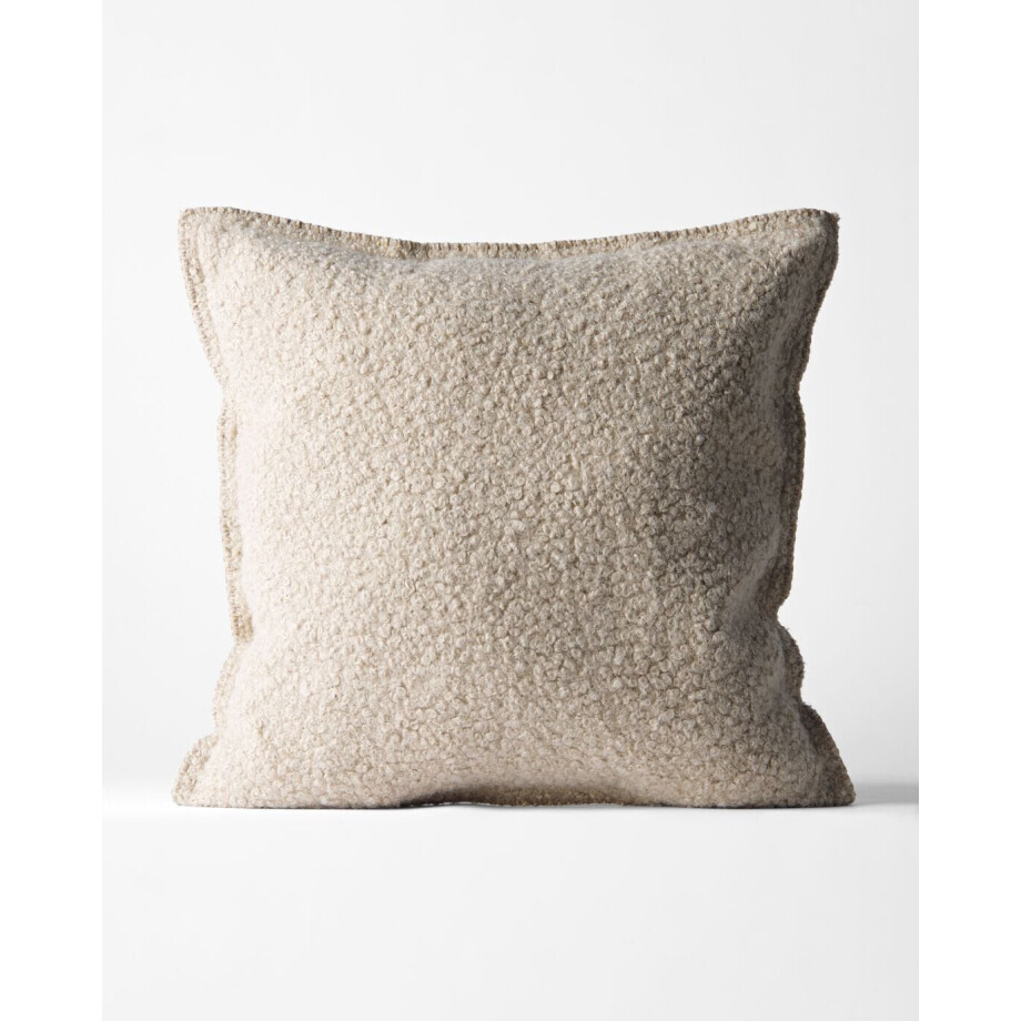 HEMA HEMA Kussenhoes 50x50cm Bouclé Taupe (taupe) HEMA HEMA Kussenhoes 50x50cm Bouclé Taupe (taupe) afbeelding 1