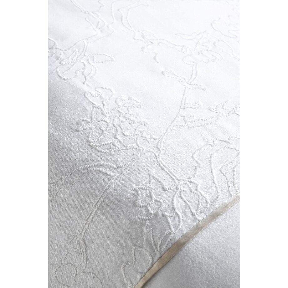 Beddinghouse x Van Gogh Museum Broderie Fleurie dekbedovertrek - Eenpersoons - 140 x 200/220 cm - Wit afbeelding 1