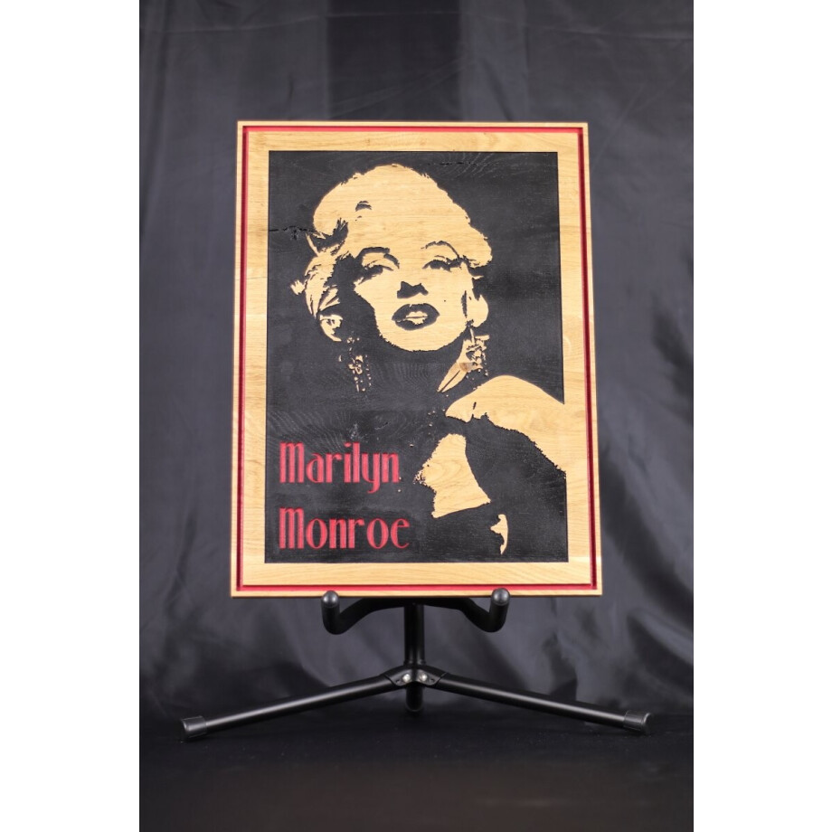 Schilderij Marilyn Monroe - Carved in Oak - Formaat III - Exclusief maatwerk | wanddecoratie | muurdecoratie Schilderij Marilyn Monroe - Carved in Oak - Formaat III - Exclusief maatwerk | wanddecoratie | muurdecoratie afbeelding 1