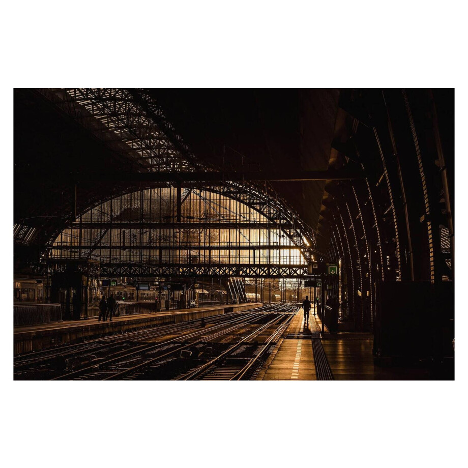 Goossens Schilderij The Station, 148 x 98 cm Goossens Schilderij The Station, 148 x 98 cm afbeelding 1