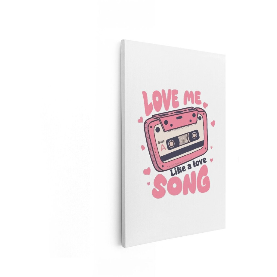 Artaza Canvas Schilderij Roze Cassettebandje met de Tekst 'Love me Like A Love Song' en Hartjes - 40x60 cm - Wanddecoratie Woonkamer - Schilderijen - Muurdecoratie afbeelding 1