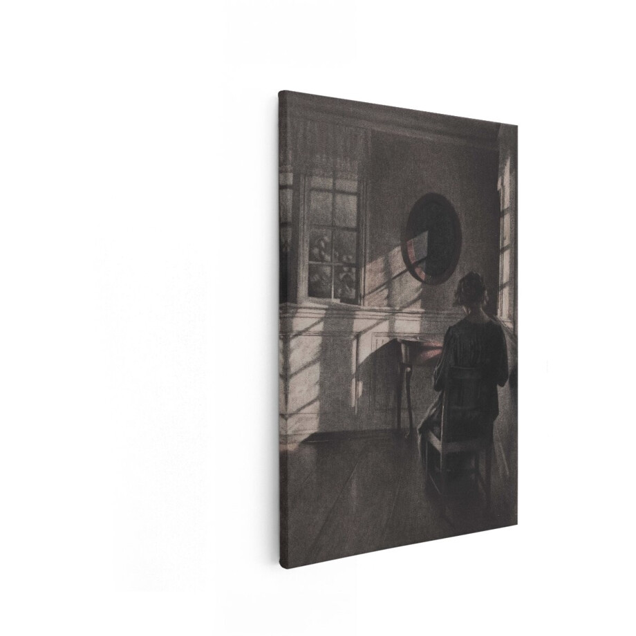 Artaza Canvas Schilderij Vrouw Zit aan Tafel in een Kamer met Dramatisch Zonlicht door het Raam - 20x30 cm - Klein - Wanddecoratie Woonkamer - Schilderijen - Muurdecoratie afbeelding 1