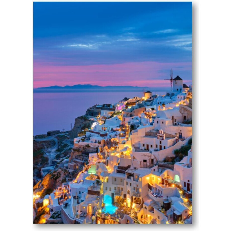 Oia met traditionele witte huizen en windmolens op het eiland Santorini, Griekenland in het blauwe avonduur - 50x70 Canvas Staand - Landschap Oia met traditionele witte huizen en windmolens op het eiland Santorini, Griekenland in het blauwe avonduur - 50x70 Canvas Staand - Landschap afbeelding 1