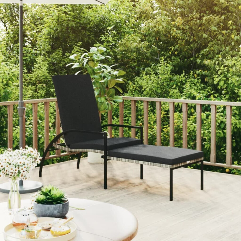 vidaXL Ligbed met voetensteun polyetheen rattan grijs vidaXL Ligbed met voetensteun polyetheen rattan grijs afbeelding 1