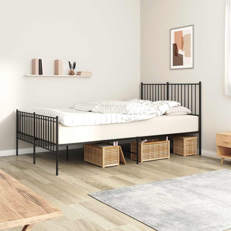 vidaXL Bedframe met hoofd- en voeteneinde metaal zwart 140x200 cm vidaXL Bedframe met hoofd- en voeteneinde metaal zwart 140x200 cm afbeelding 1