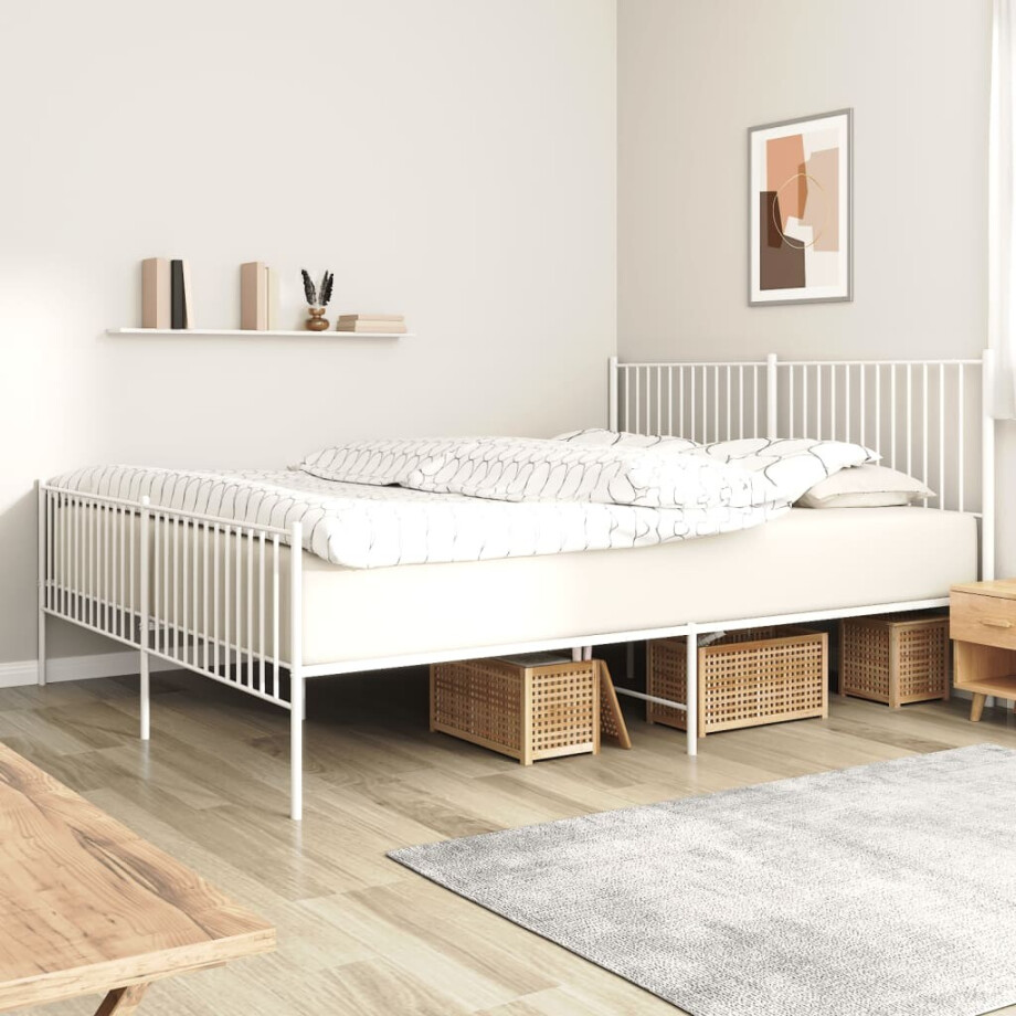 vidaXL Bedframe met hoofd- en voeteneinde metaal wit 200x200 cm vidaXL Bedframe met hoofd- en voeteneinde metaal wit 200x200 cm afbeelding 1