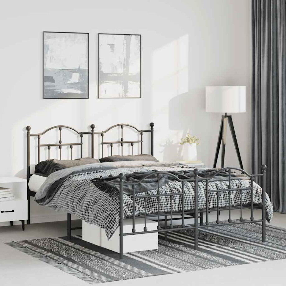 vidaXL Bedframe met hoofd- en voeteneinde metaal zwart 135x190 cm vidaXL Bedframe met hoofd- en voeteneinde metaal zwart 135x190 cm afbeelding 1