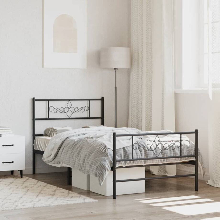vidaXL Bedframe met hoofd- en voeteneinde metaal zwart 107x203 cm afbeelding 1