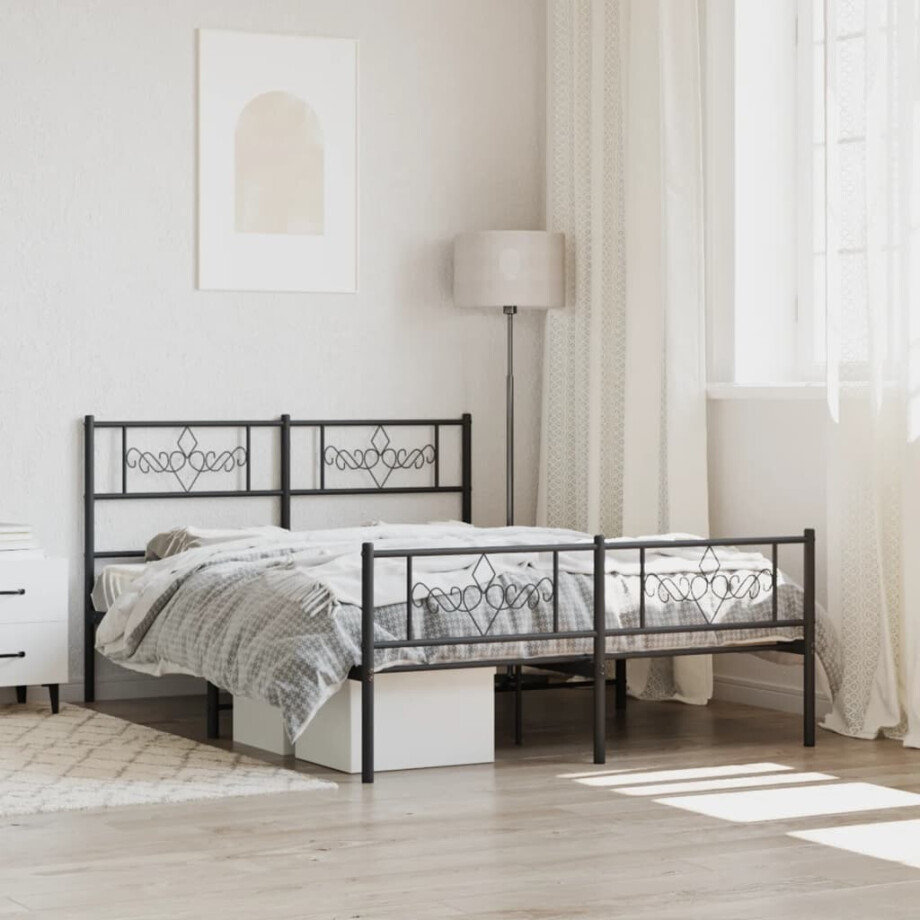 vidaXL Bedframe met voetbord zonder matras metaal zwart 160x200 cm afbeelding 1