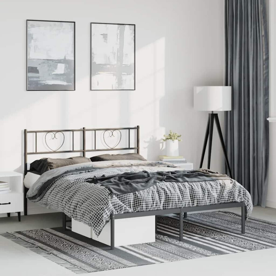 vidaXL Bedframe met hoofdbord metaal zwart 150x200 cm vidaXL Bedframe met hoofdbord metaal zwart 150x200 cm afbeelding 1
