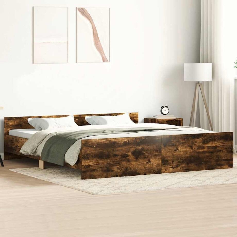 vidaXL Bedframe met hoofd- en voeteneinde gerookt eiken 200x200 cm vidaXL Bedframe met hoofd- en voeteneinde gerookt eiken 200x200 cm afbeelding 1