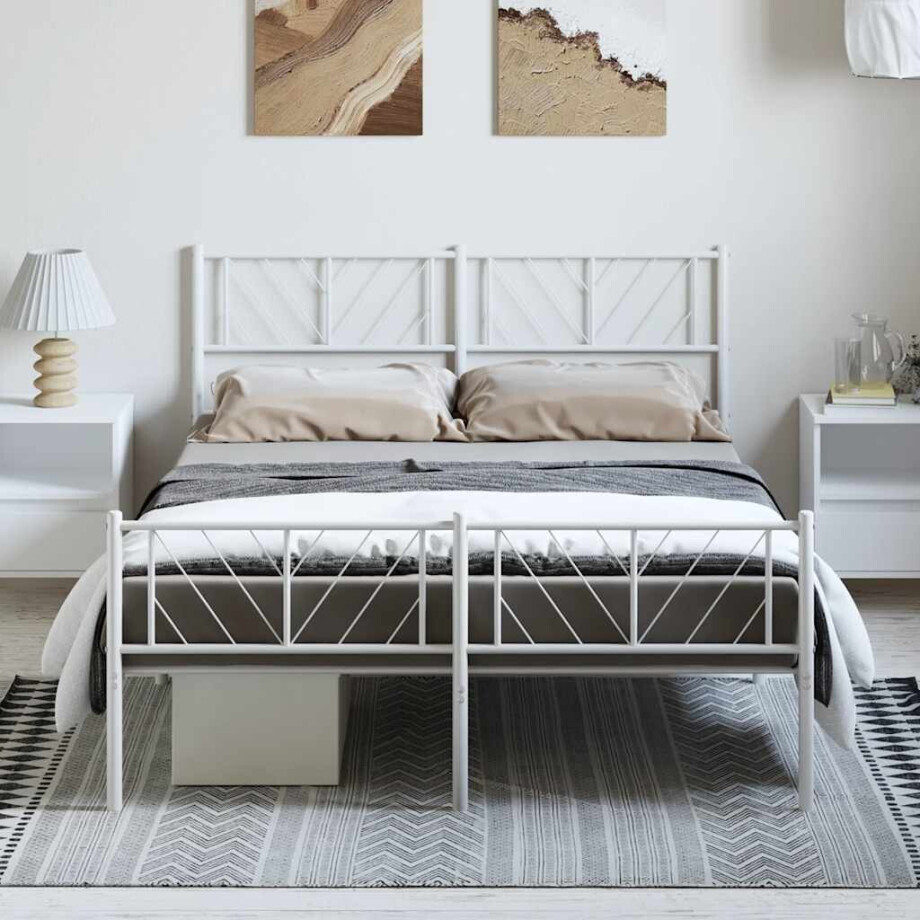 vidaXL Bedframe met hoofd- en voeteneinde metaal wit 135x190 cm afbeelding 1