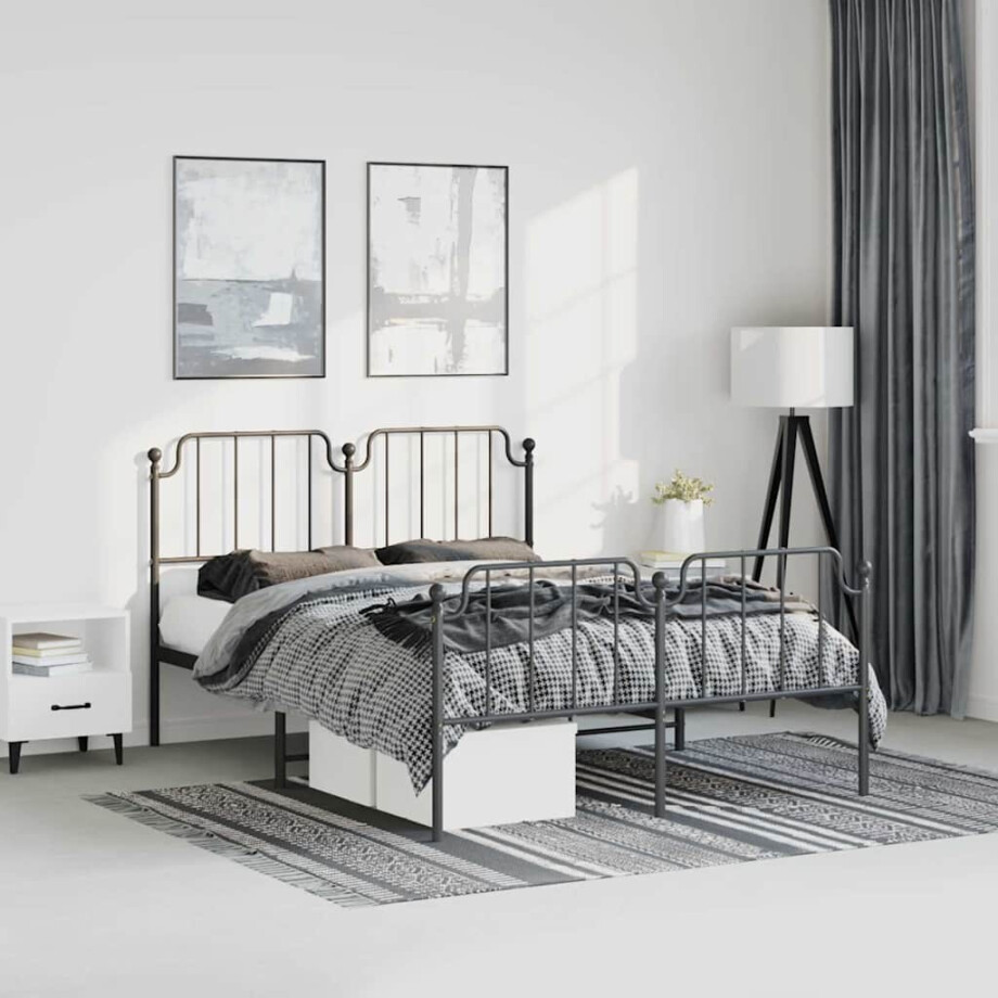 vidaXL Bedframe met hoofd- en voeteneinde metaal zwart 135x190 cm vidaXL Bedframe met hoofd- en voeteneinde metaal zwart 135x190 cm afbeelding 1