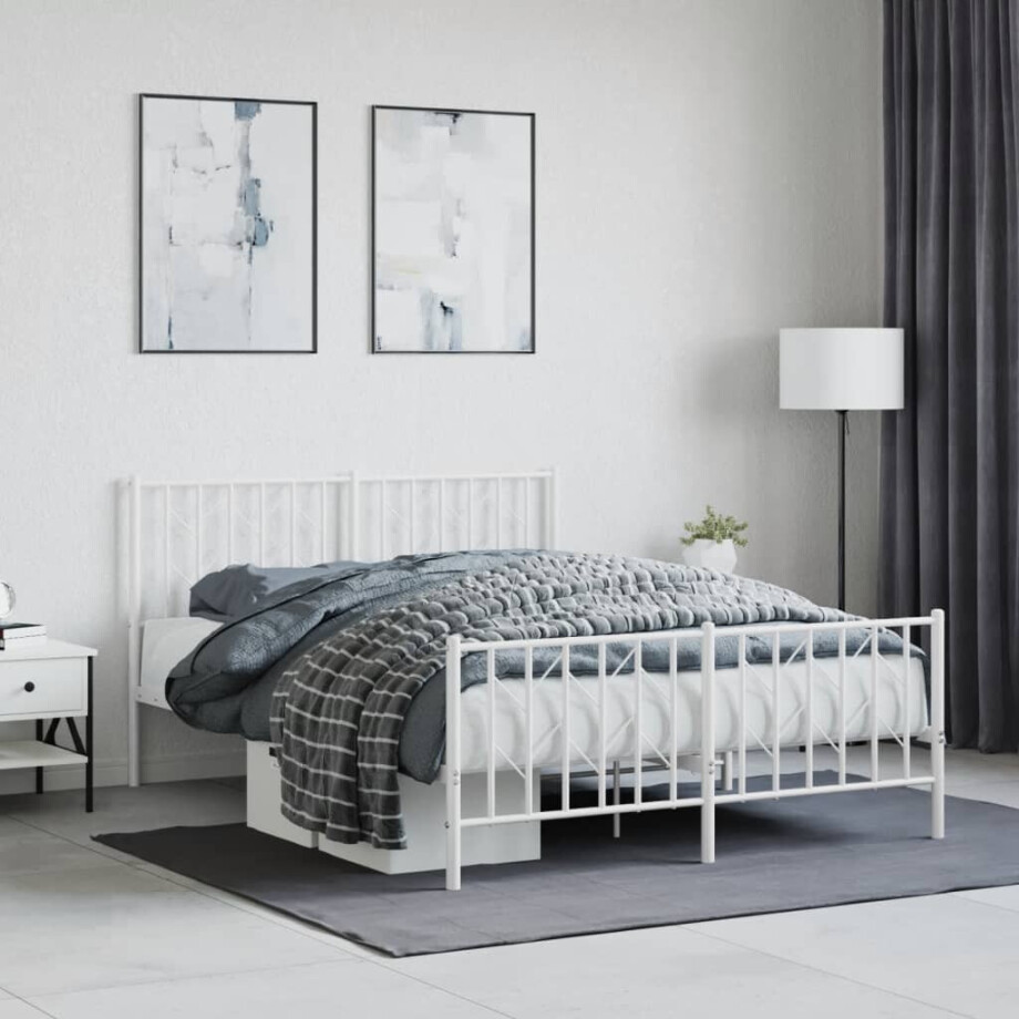 vidaXL Bedframe met hoofd- en voeteneinde metaal wit 140x200 cm afbeelding 1